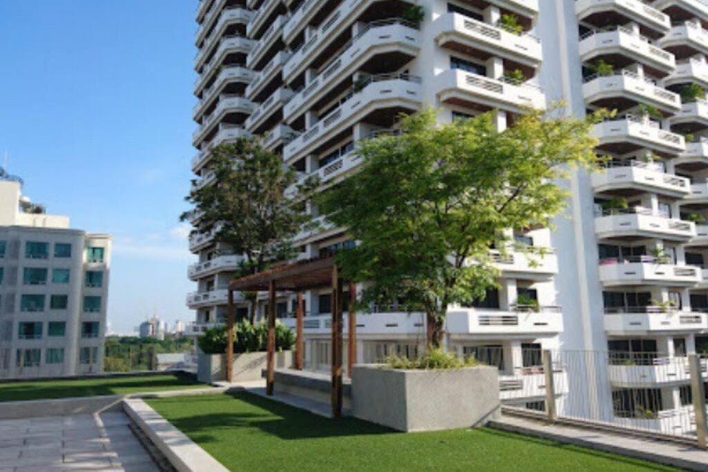 Apartamento Stylish 1 Bedroom, Pool,bts Asok, Sukhumvit *